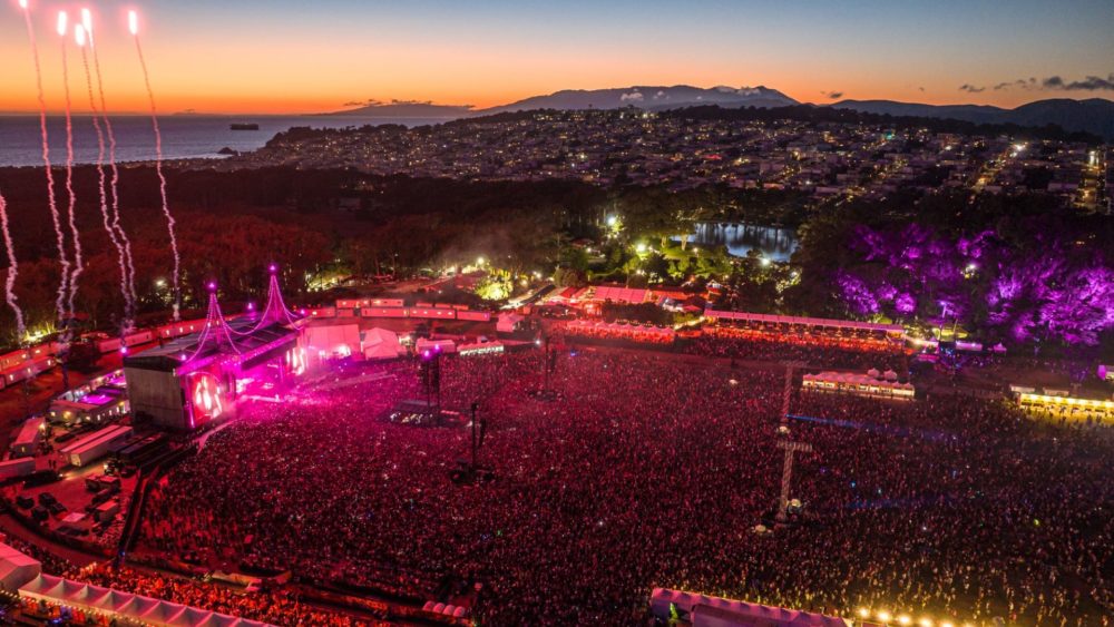 Photo of entire main stage field on closing night 3 Post Malone performing SF Outside Lands